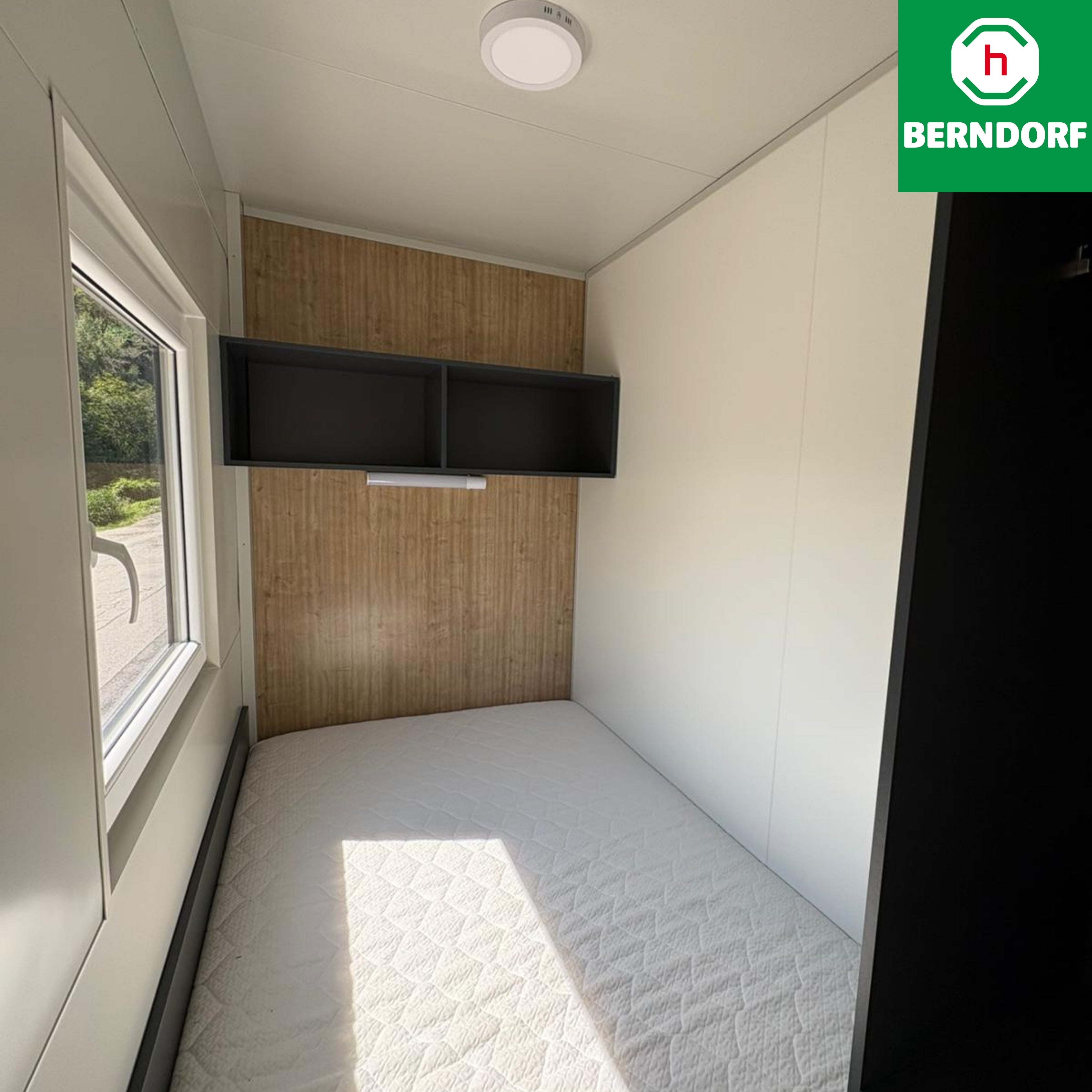 TINY HOUSE 8x3 m ZUM SENSATIONSPREIS: € 23.999 ,- statt € 30.999,00