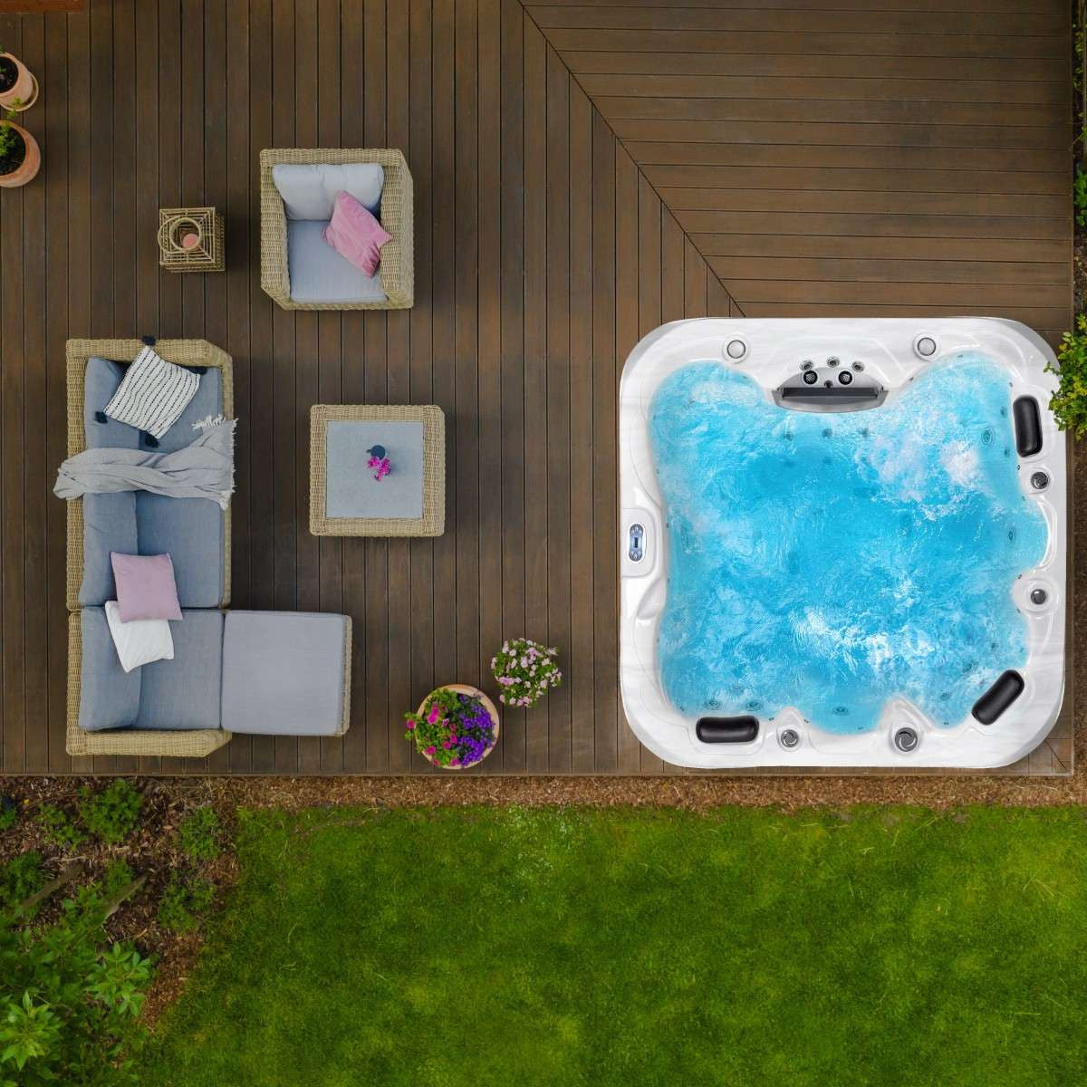 SANOTECHNIK I Outdoor Whirlpool TAHITI - inkl. Abdeckung