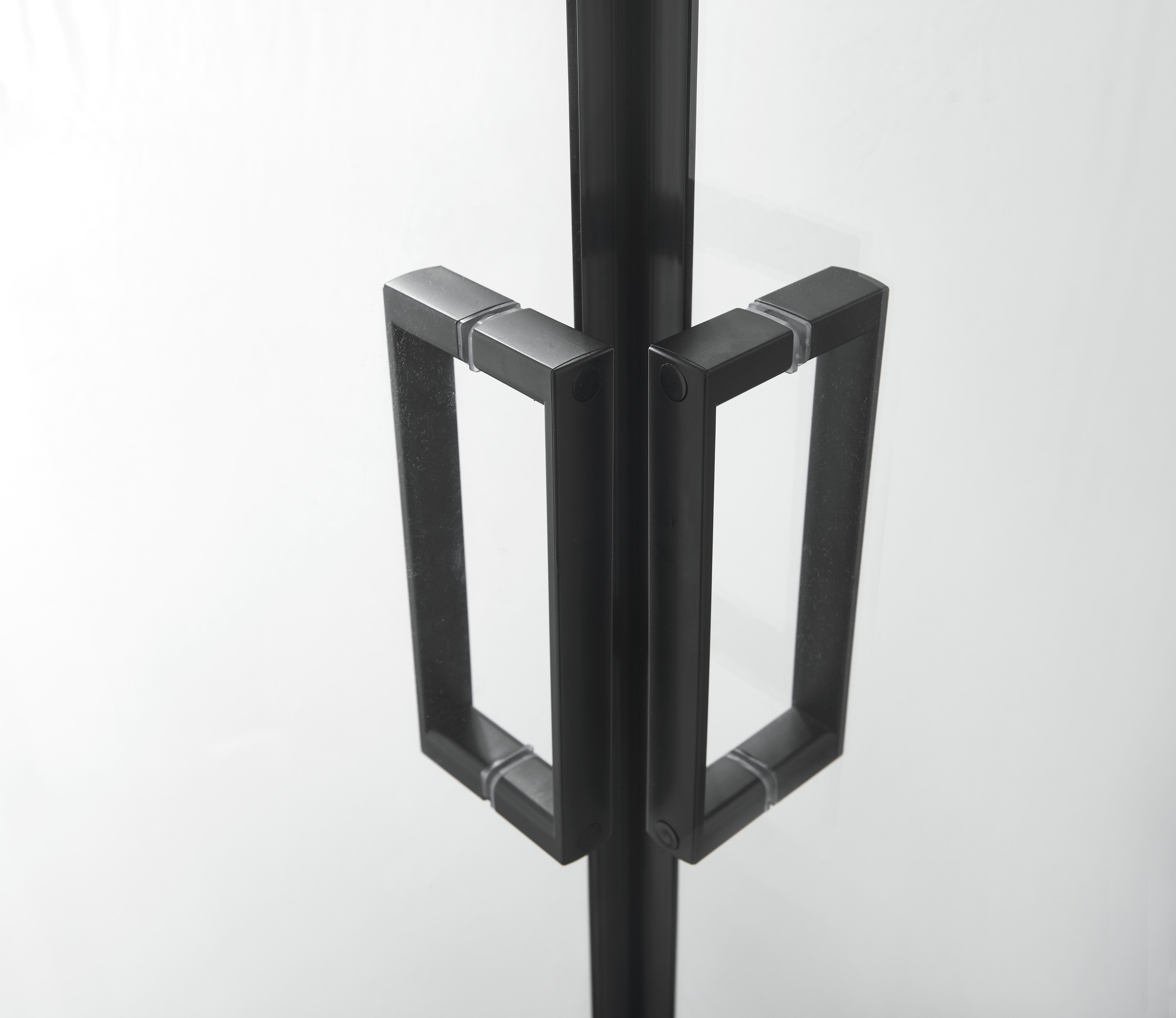 Sanotechnik - Eckduschkabine 78,5-90x190cm profile in schwarz 5mm glas