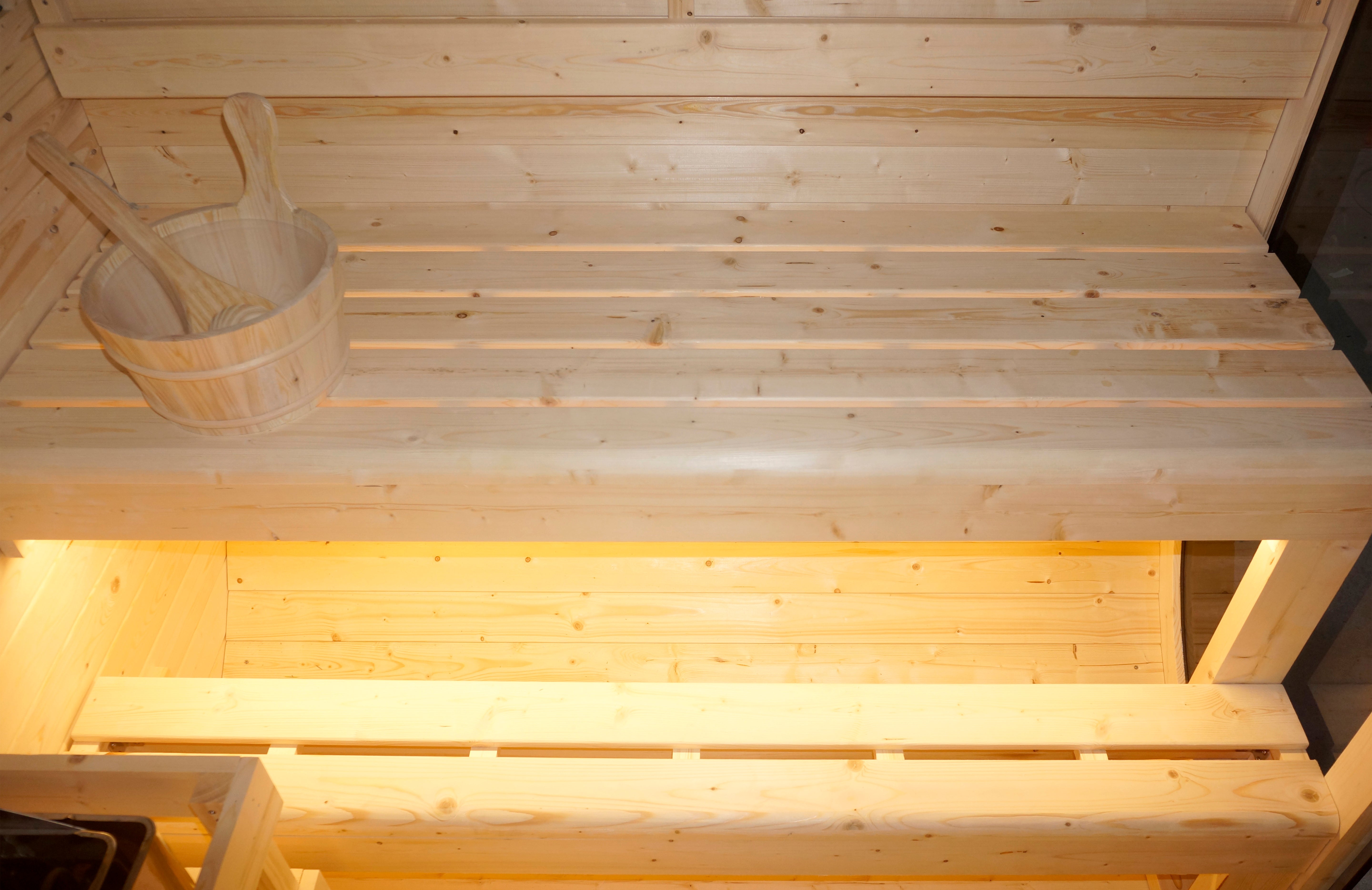 Sanotechnik - HANKO Außensauna für 6 Personen 210x180x210 cm