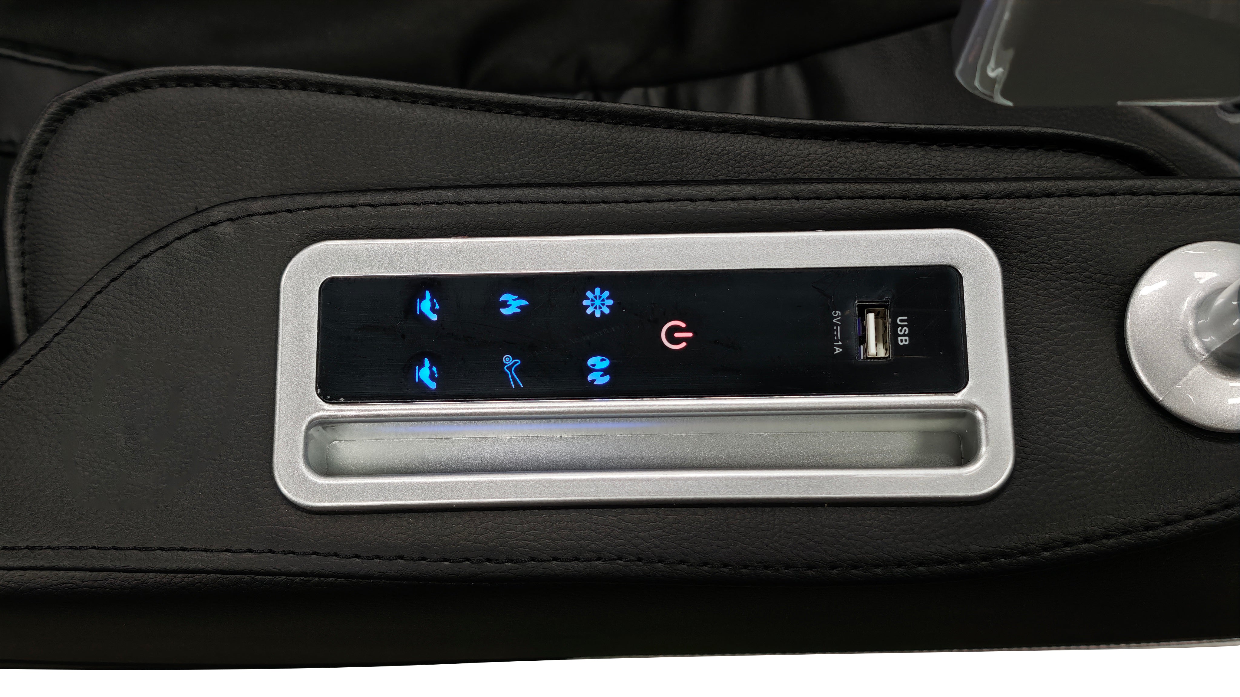 Sanotechnik - VITALORA Luxus-Massagesessel – Schwarz/Silber 74x147x108 cm