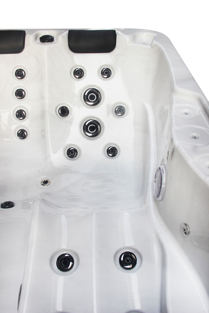 Sanotechnik - MODENA OUTDOOR WHIRLPOOL white marble inkl. Abdeckung 205x130x70 cm
