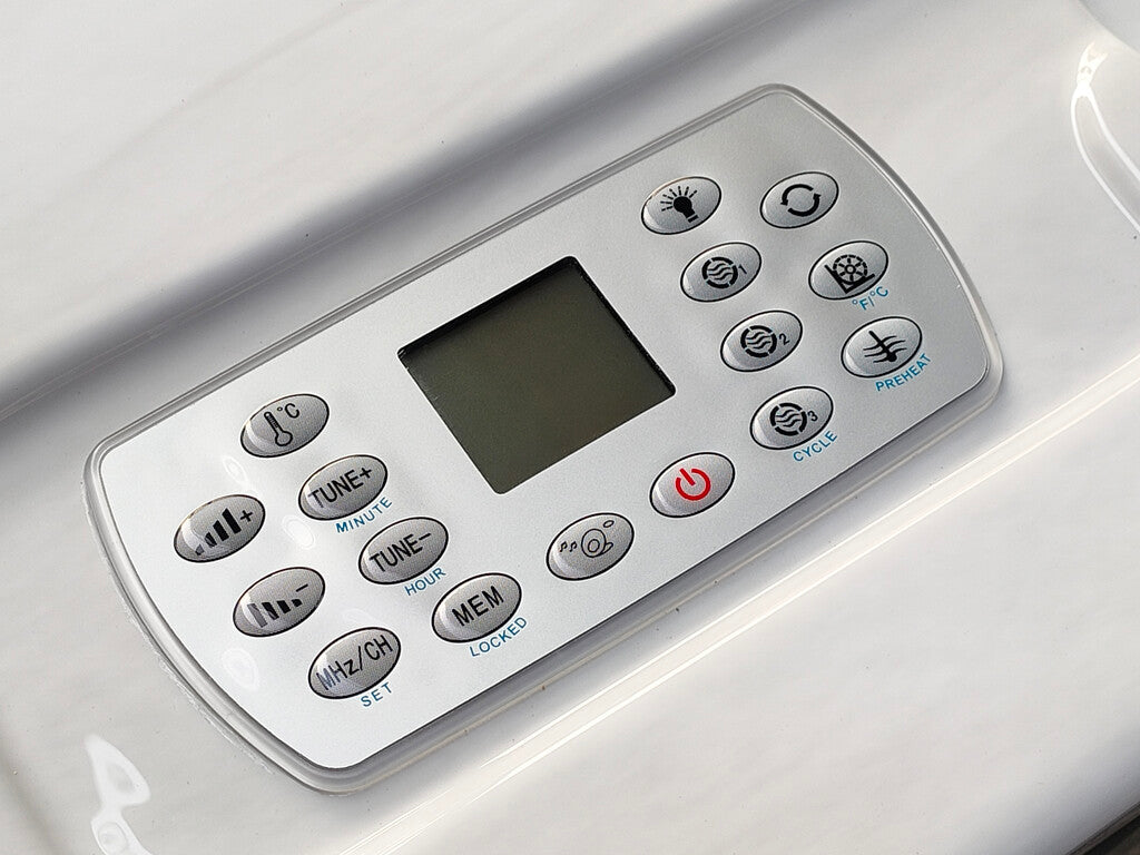 Sanotechnik - MODENA OUTDOOR WHIRLPOOL white marble inkl. Abdeckung 205x130x70 cm