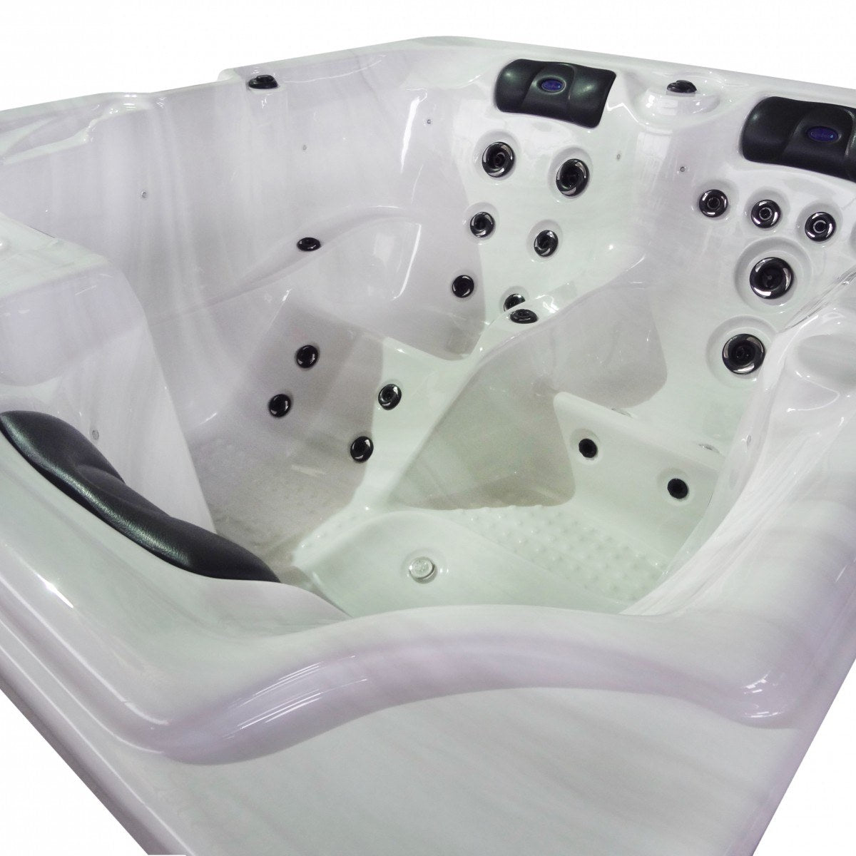 Sanotechnik - OASIS OUTDOOR WHIRLPOOL white marble inkl. Abdeckung und Stiege 208x175x90 cm