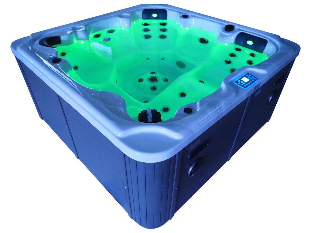 Sanotechnik - OASIS MAXI OUTDOOR WHIRLPOOL white marble inkl. Abdeckung und Stiege 210x210x95 cm