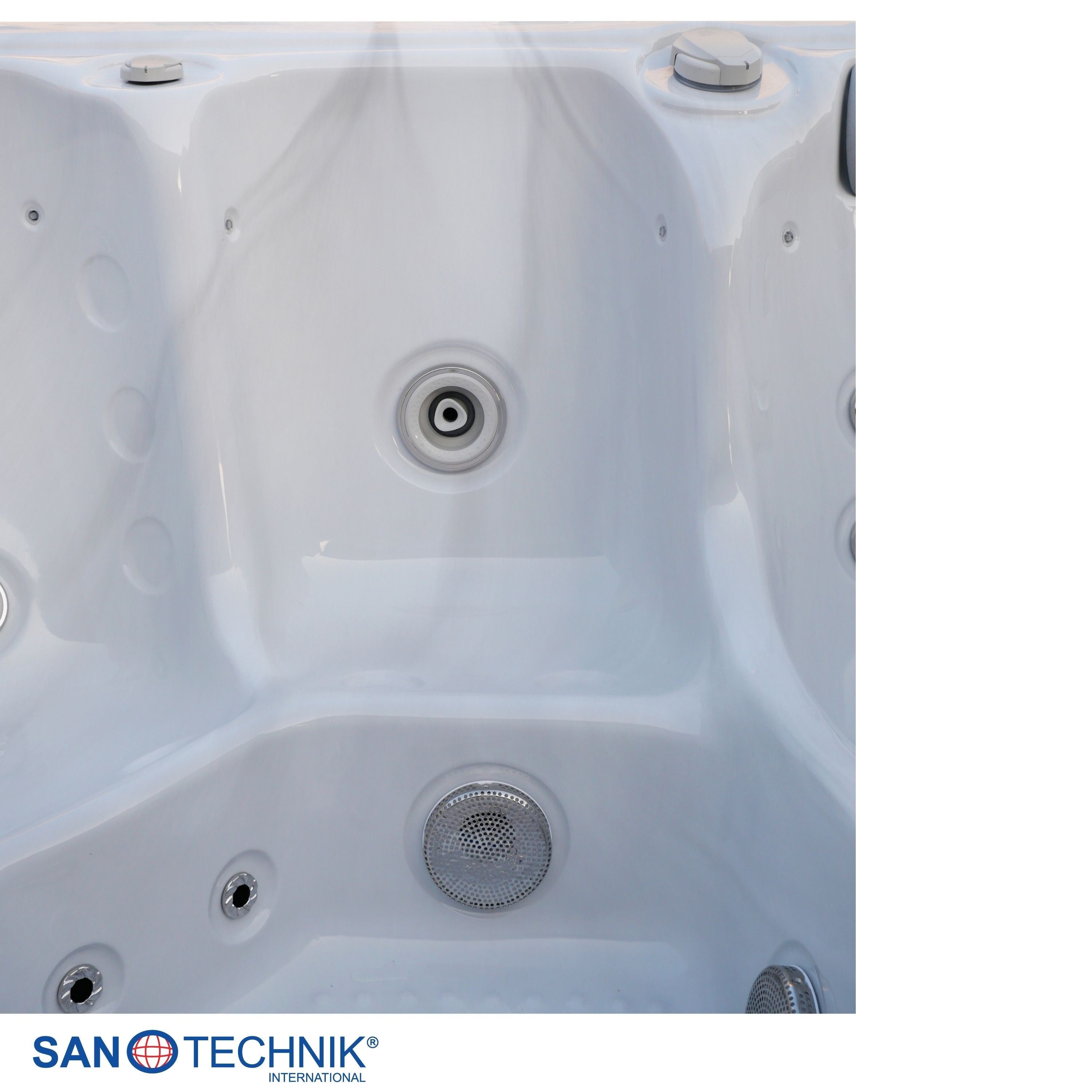 Sanotechnik - OASIS MAXI OUTDOOR WHIRLPOOL white marble inkl. Abdeckung und Stiege 210x210x95 cm