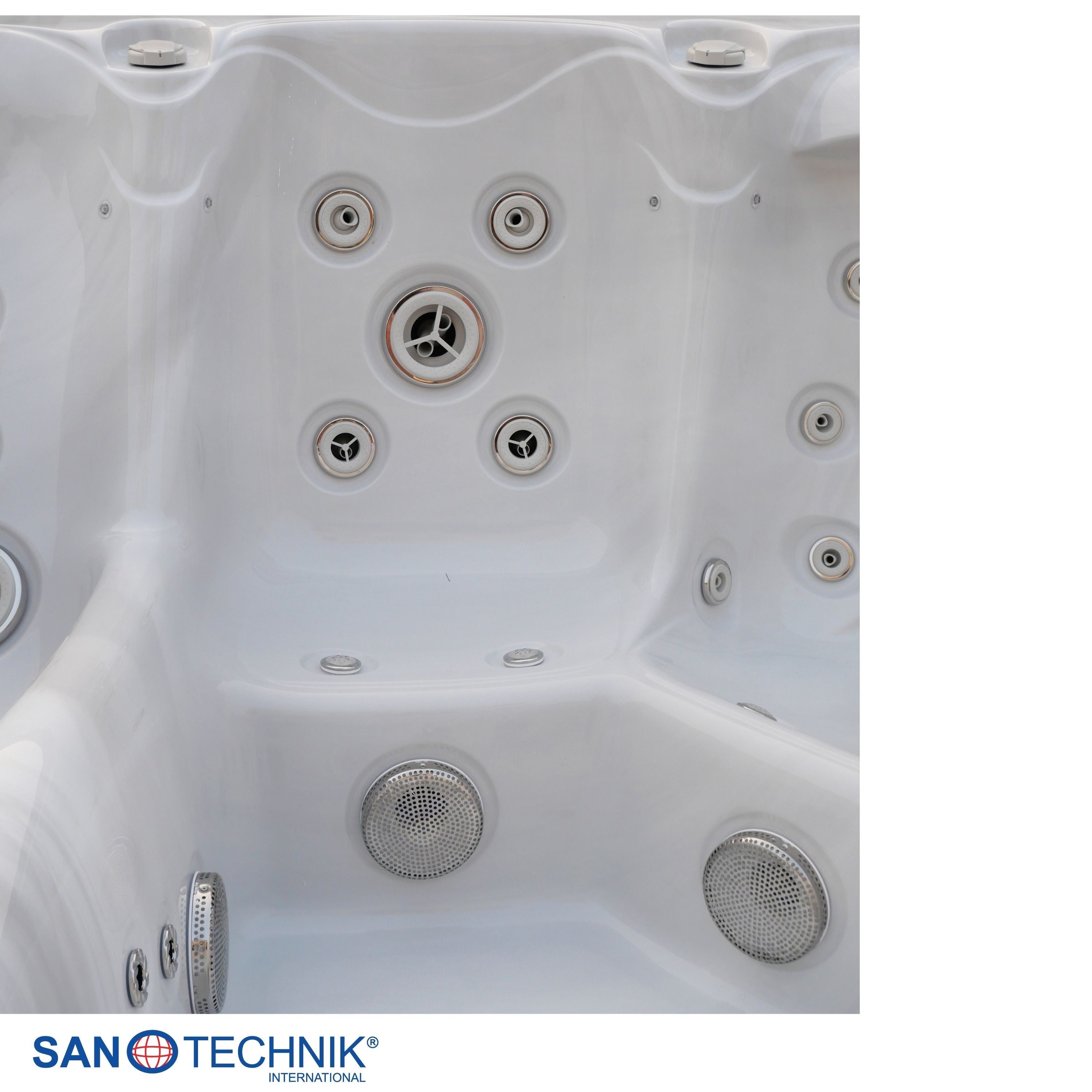 Sanotechnik - HAWAI OUTDOOR WHIRLPOOL white marble inkl. Abdeckung und Stiege 220x220x95 cm