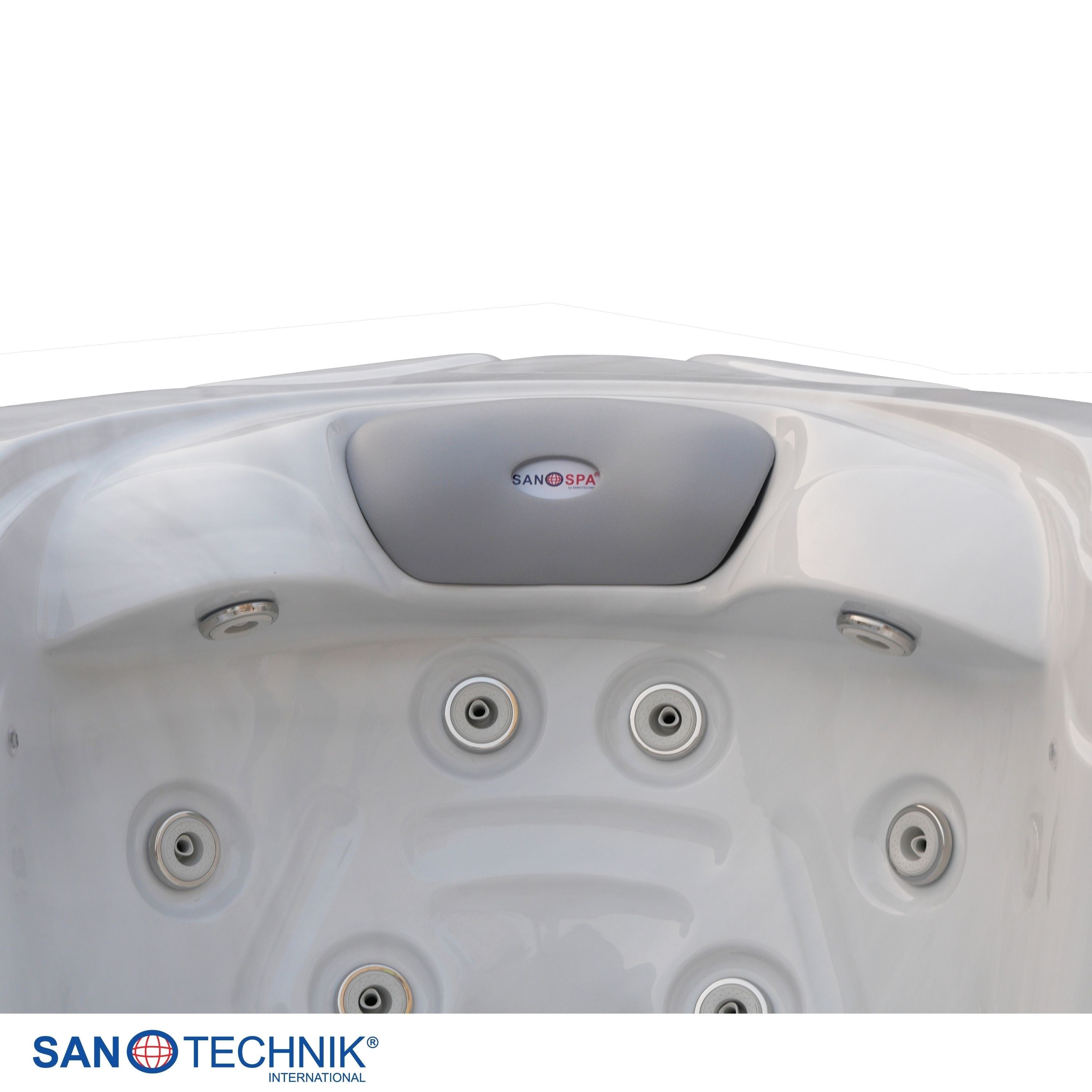Sanotechnik - HAWAI OUTDOOR WHIRLPOOL white marble inkl. Abdeckung und Stiege 220x220x95 cm