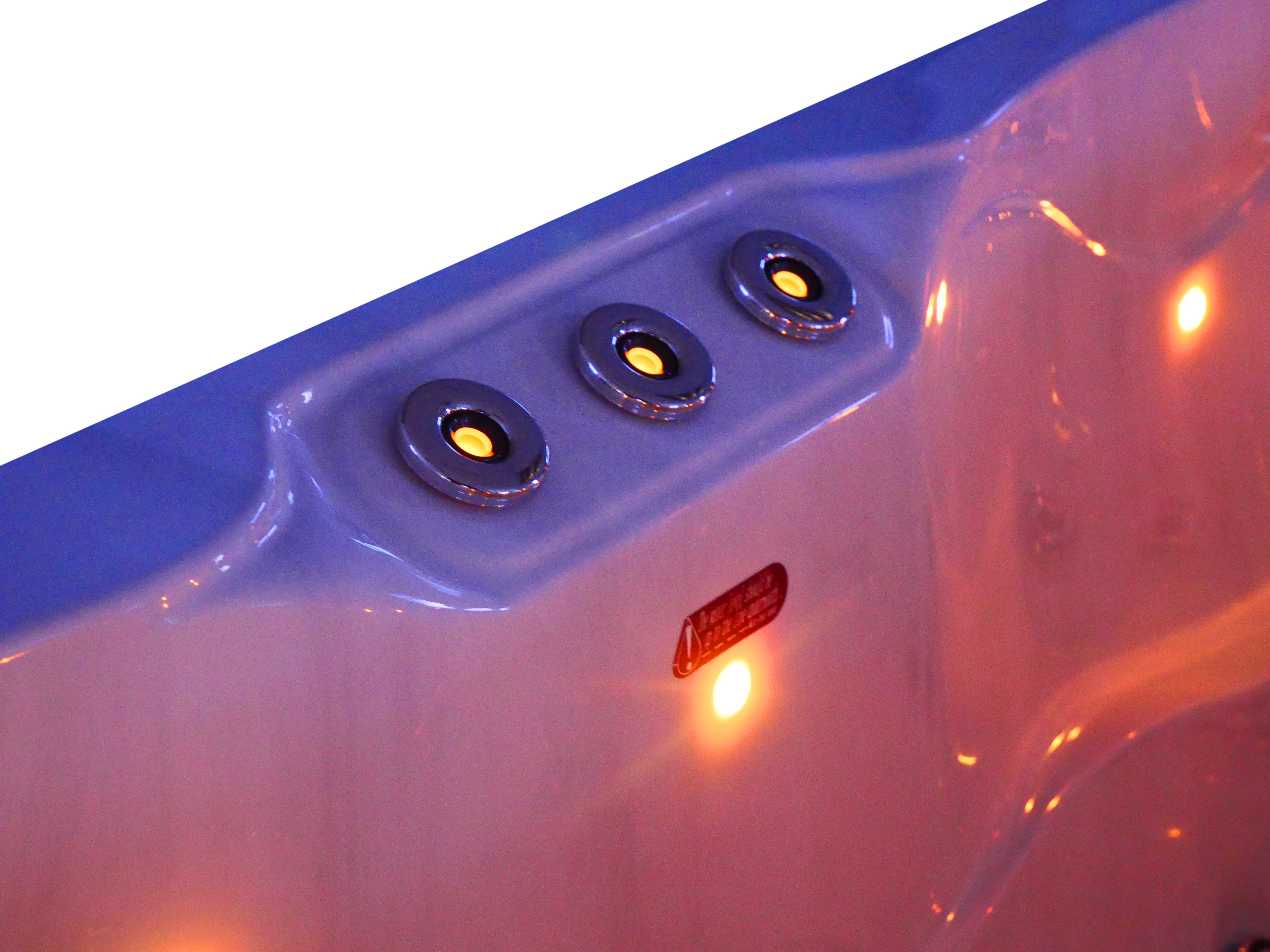 SANOTECHNIK I Outdoorwhirlpool MAURITIUS WHITE MARBLE inkl. Abdeckung und Stiege