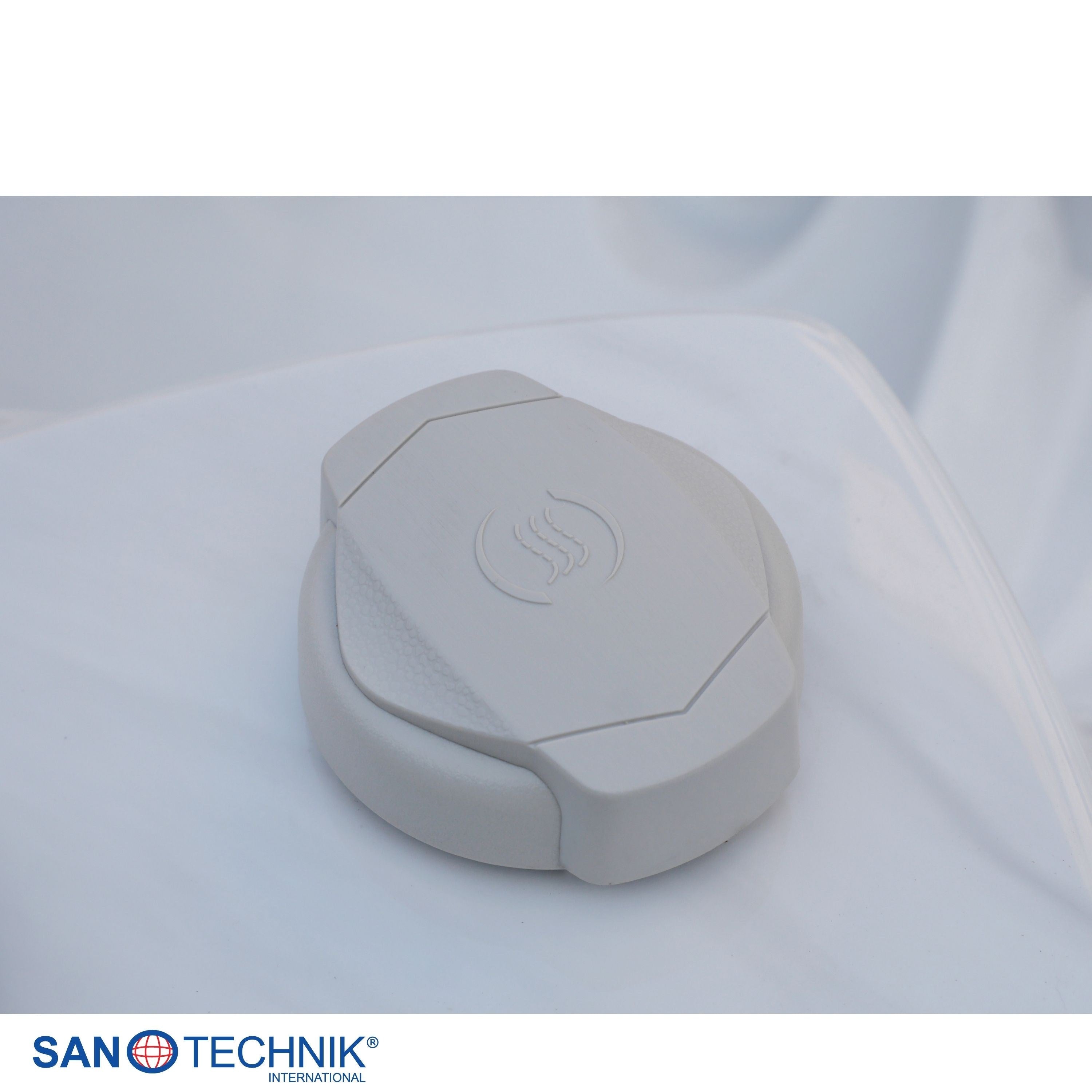 Sanotechnik - MAURITSIUS OUTDOOR WHIRLPOOL white marble inkl. Abdeckung und Stiege 210x160x90 cm