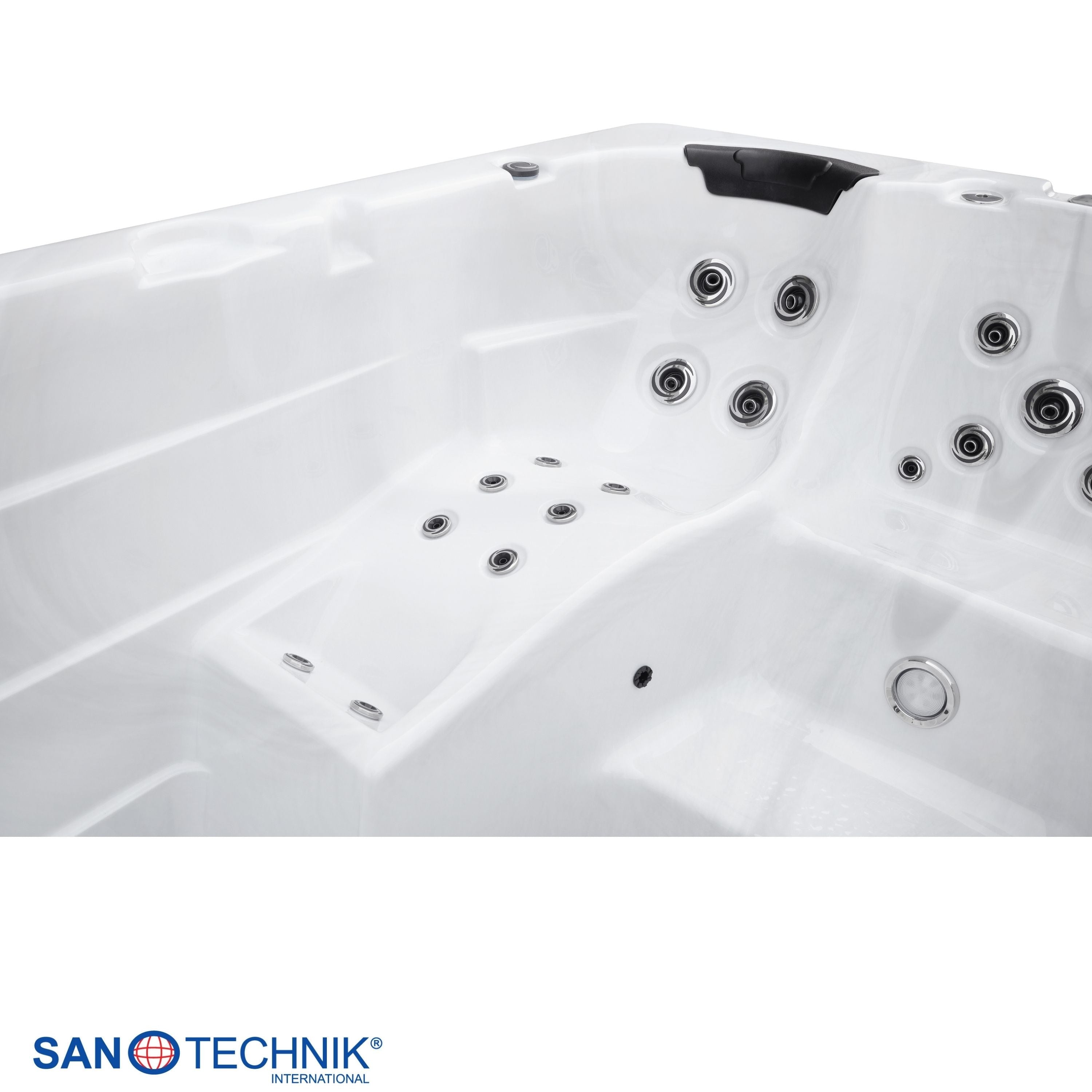 Sanotechnik - MENORCA  SWIMM WHIRLPOOL white marble inkl. Abdeckung und Stiege 450x228x131 cm