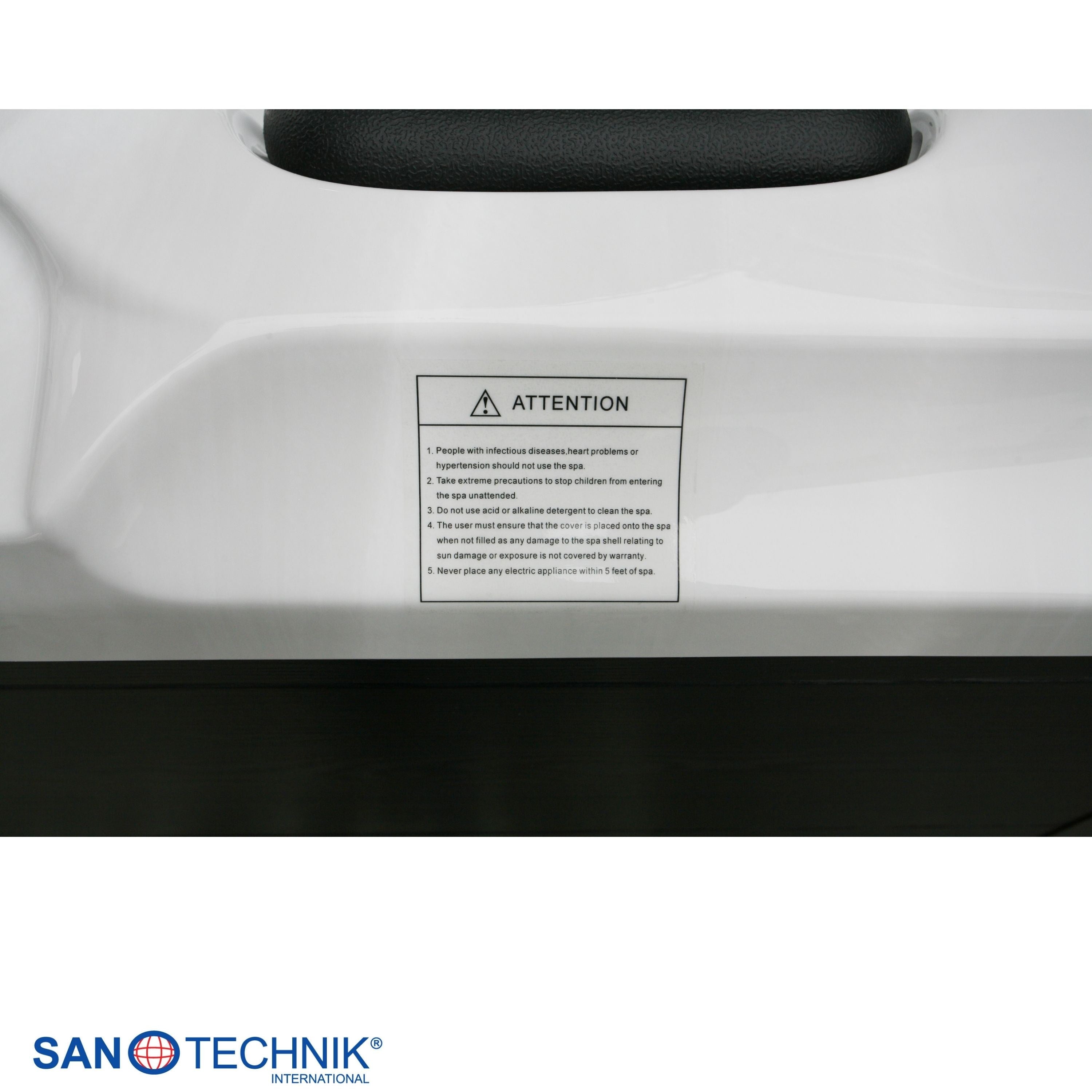 Sanotechnik - TAHITI OUTDOOR WHIRLPOOL white marble inkl. Abdeckung und Stiege 200x200x88 cm