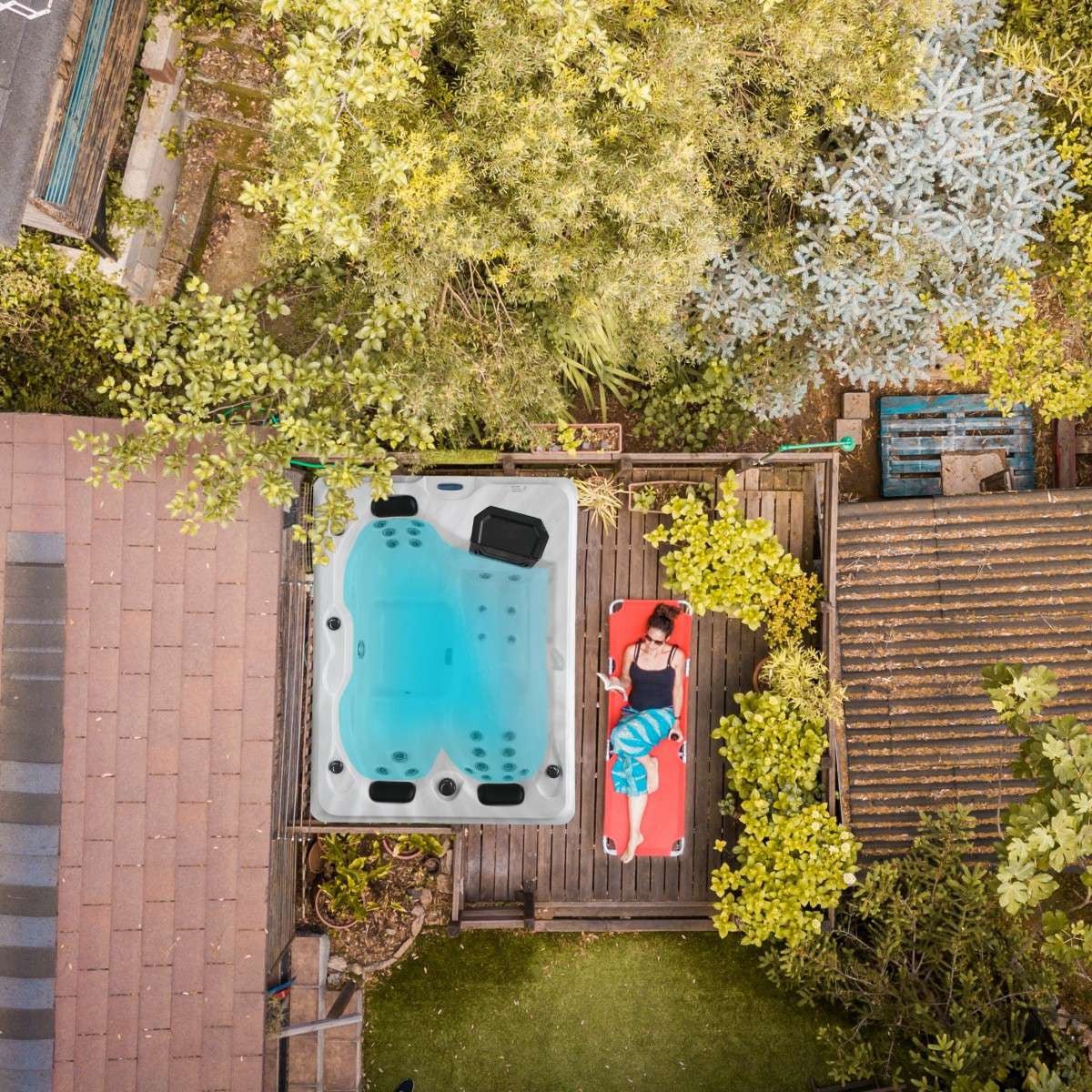 SANOTECHNIK I Outdoor Whirlpool DIABLO - inkl. Abdeckung