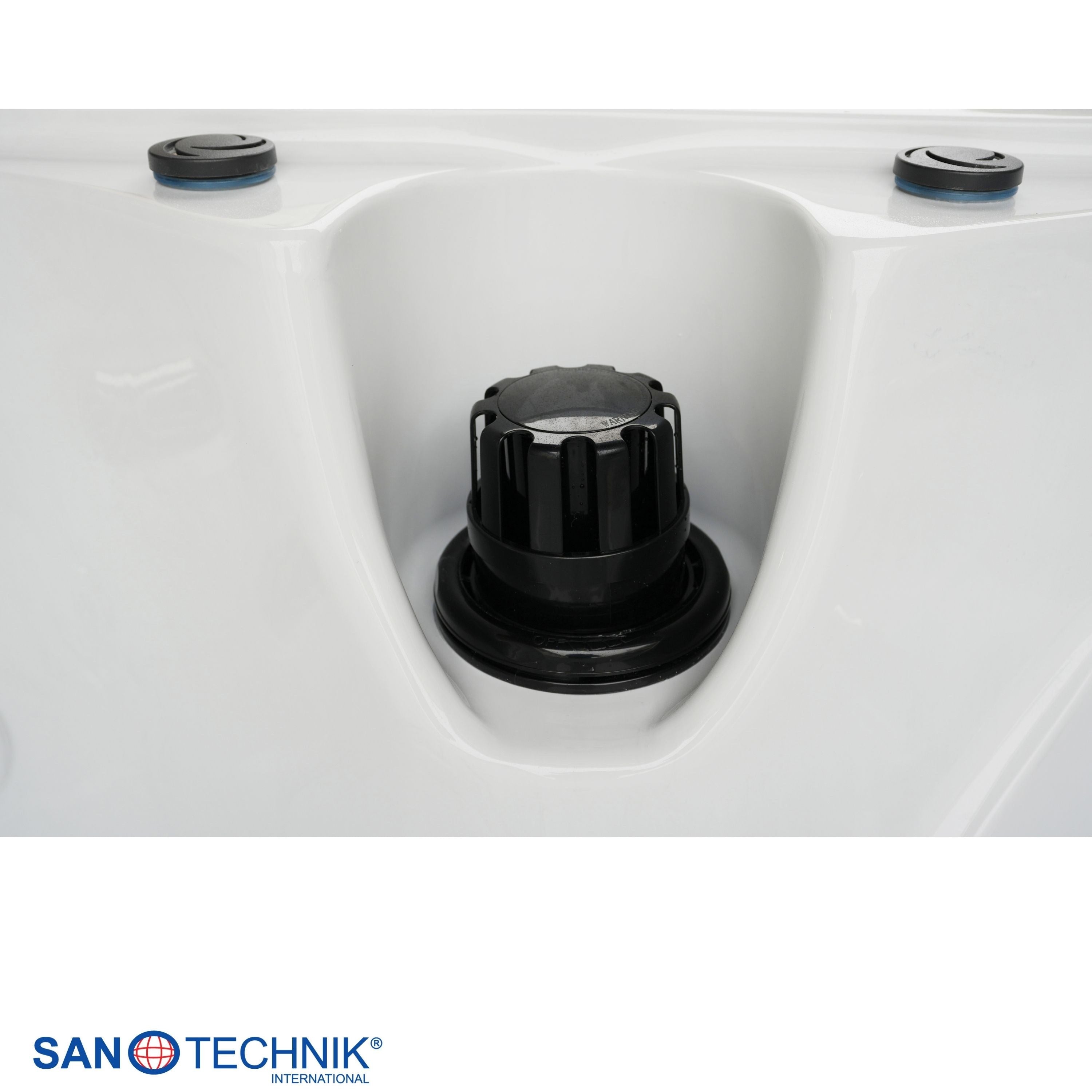 Sanotechnik - PALERMO OUTDOOR WHIRLPOOL white marble inkl. Abdeckung 180x160x76 cm