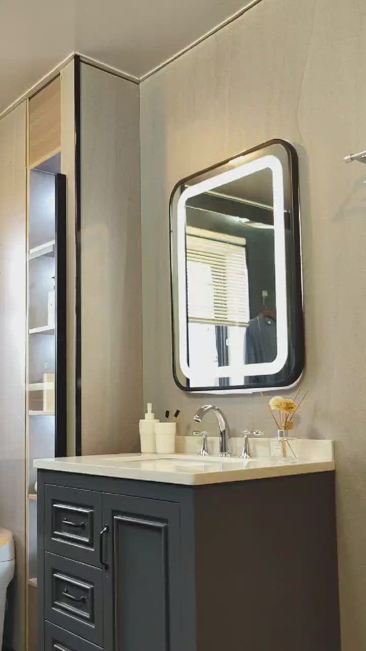 Video laden: Badezimmerspiegel - SOHO