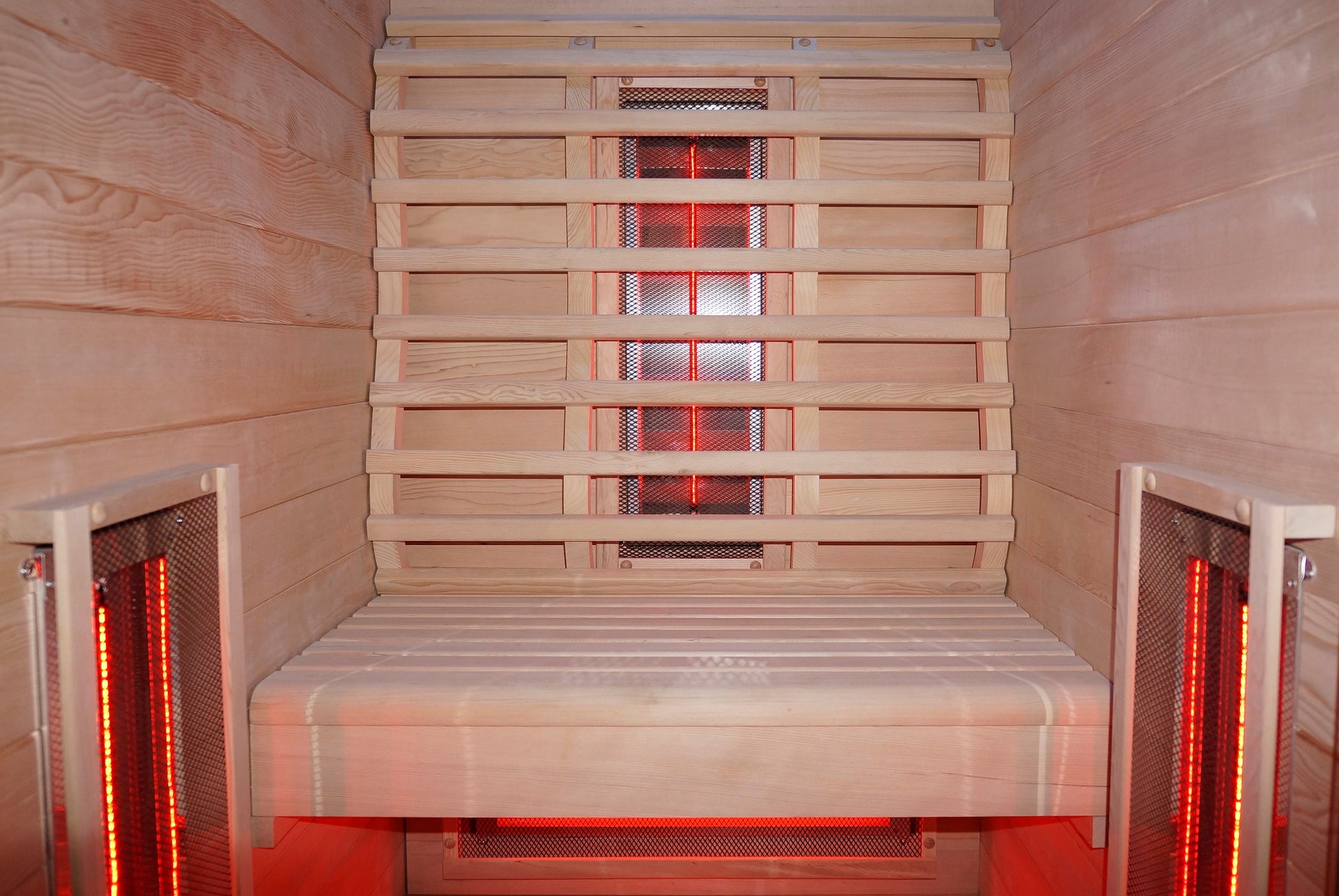 Sanotechnik Infrarotkabine RUBY 1 für 1 Person mit 4 Vollspektrumstrahler, LED Beleuchtung, Farblichttherapie, Audiosystem und elektronisches Bedienelement