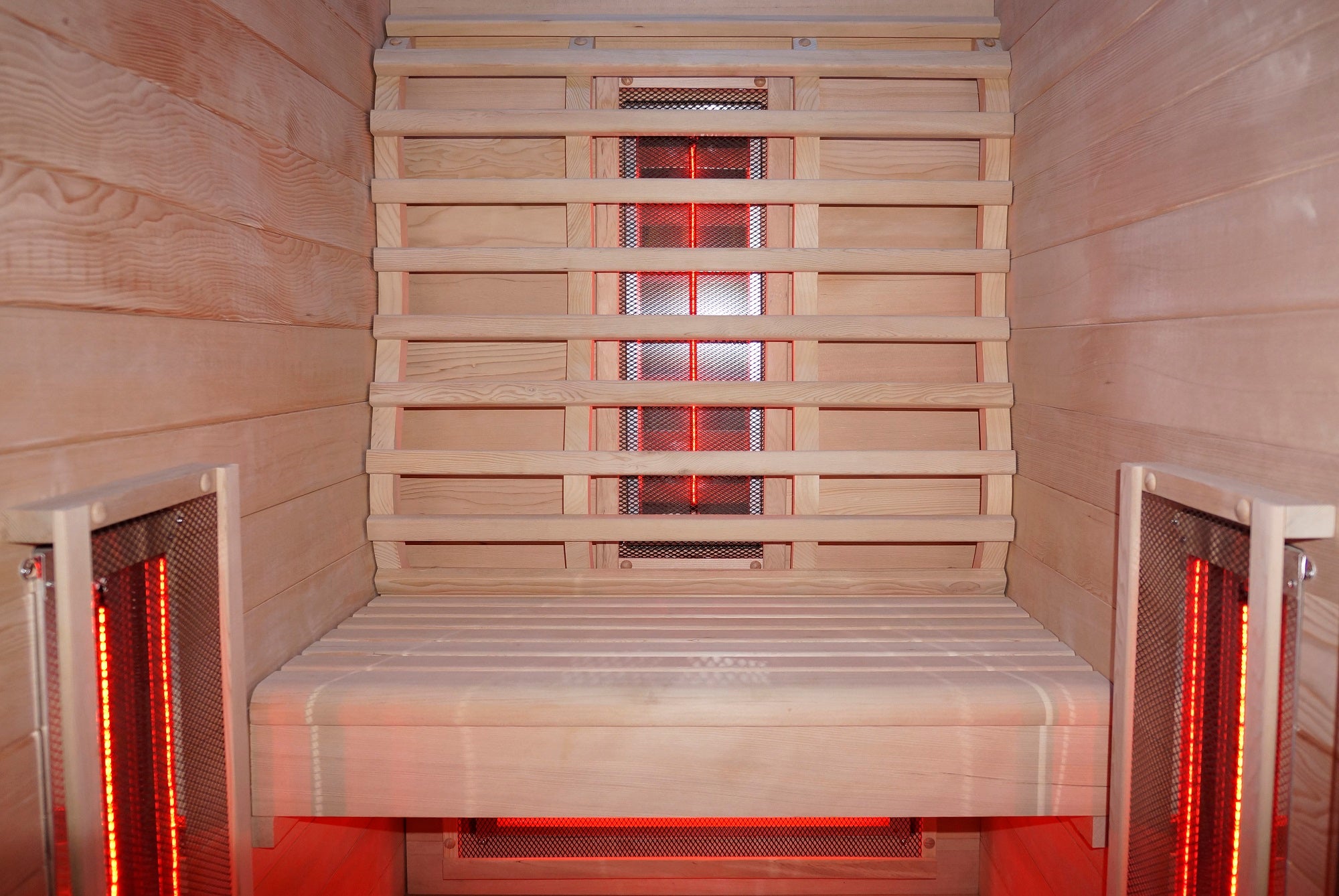 Sanotechnik Infrarotkabine RUBY 1 für 1 Person mit 4 Vollspektrumstrahler, LED Beleuchtung, Farblichttherapie, Audiosystem und elektronisches Bedienelement