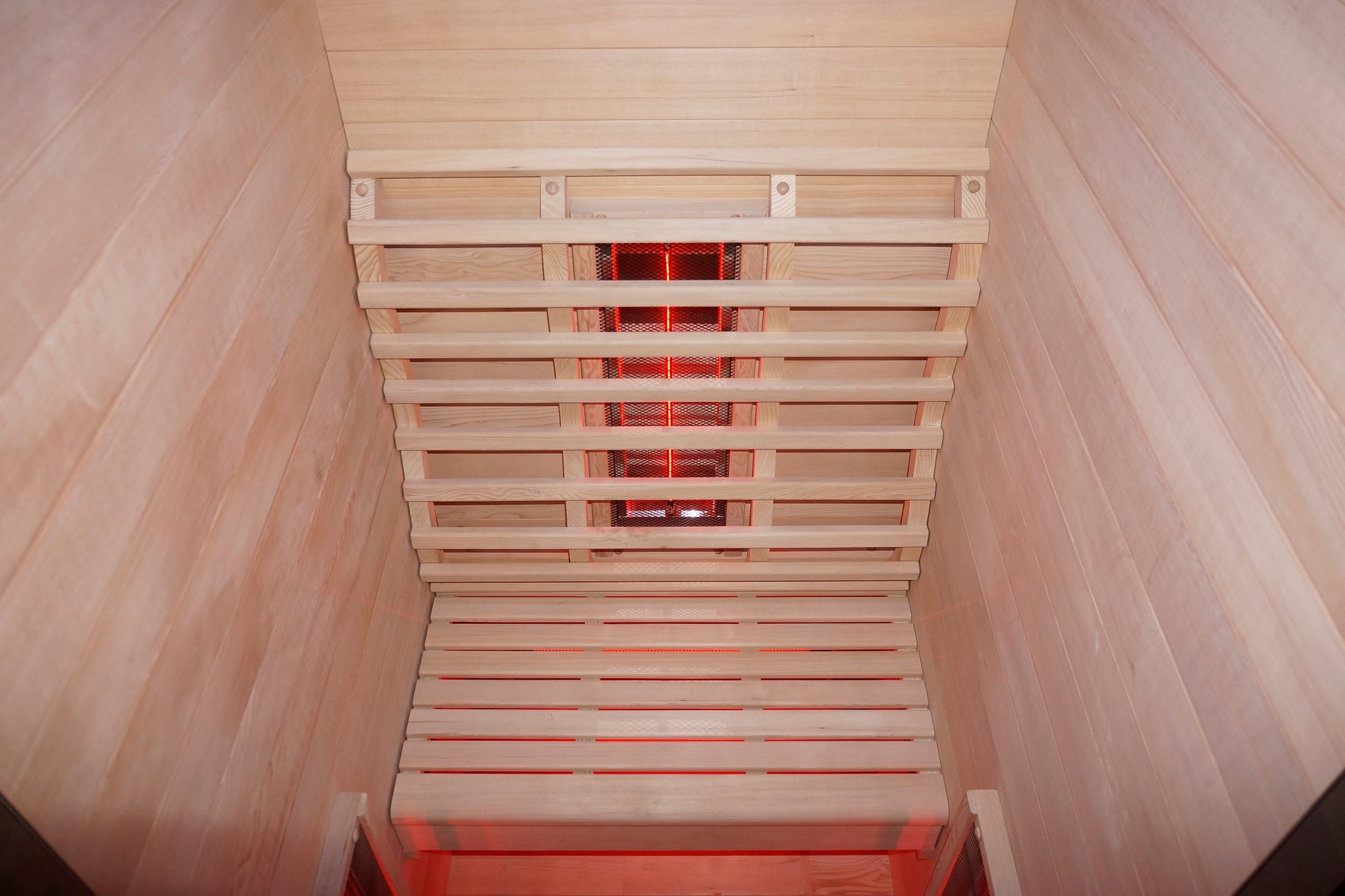 Sanotechnik Infrarotkabine RUBY 1 für 1 Person mit 4 Vollspektrumstrahler, LED Beleuchtung, Farblichttherapie, Audiosystem und elektronisches Bedienelement