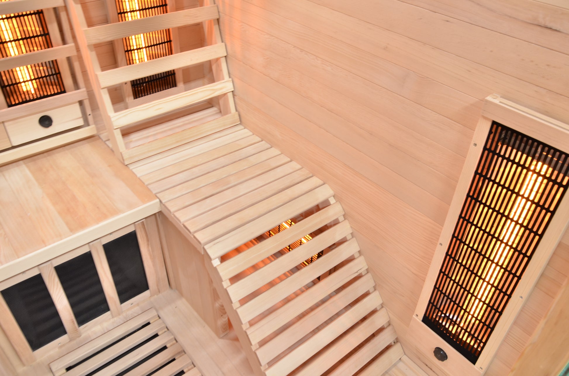 Sanotechnik Infrarotkabine OSLO für 2 Personen mit 8 Vollspektrumstrahler + 2 Carbon-Magnesium Heizplatten, Farblichttherapie, ergonomische Sitze + Rückenlehne, LED Beleuchtung und elektronisches Bedienelement