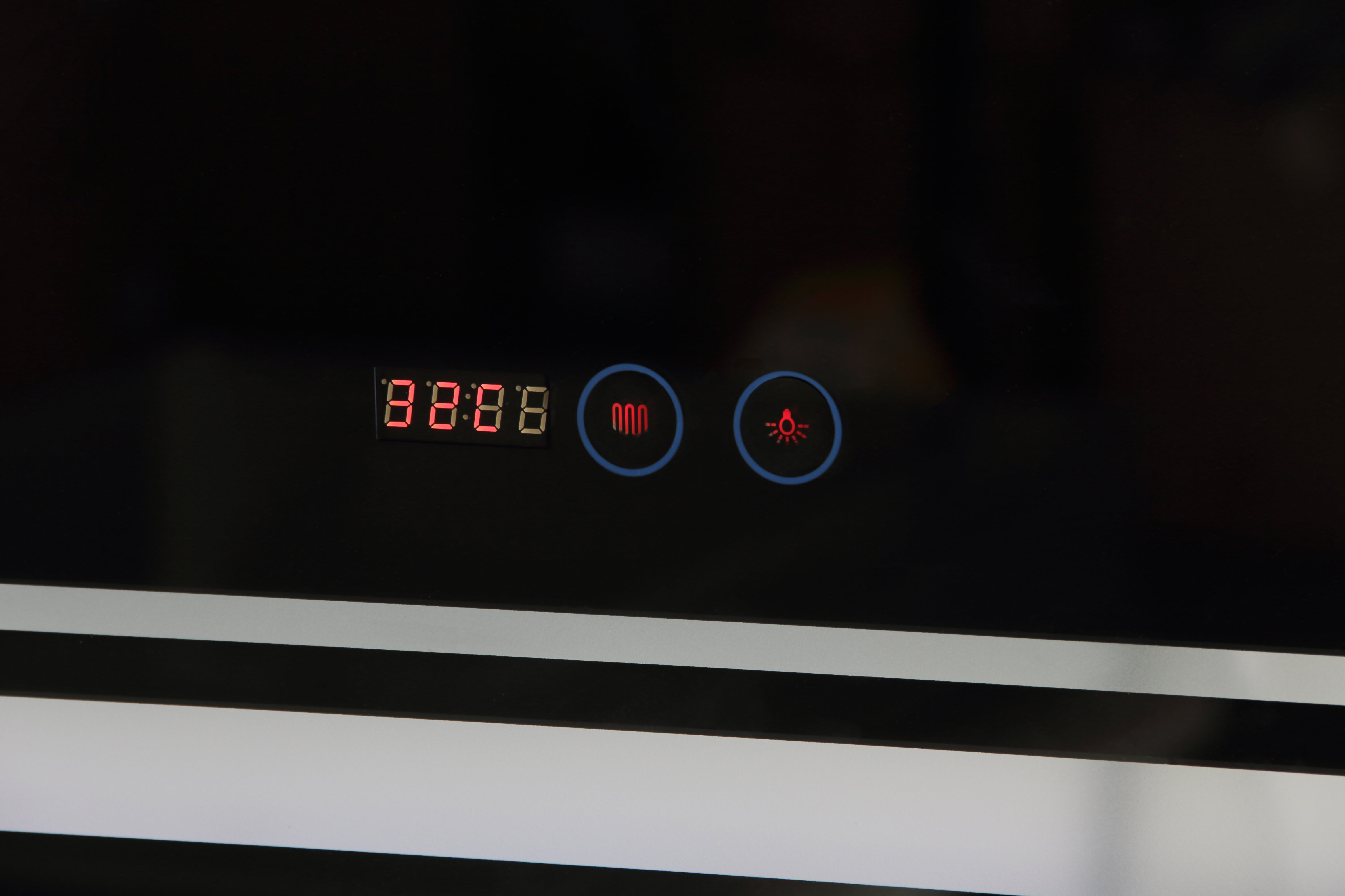 Sanotechnik Badezimmerspiegel mit Anti-Beschlag-Funktion & LED Beleuchtung Sanotechnik