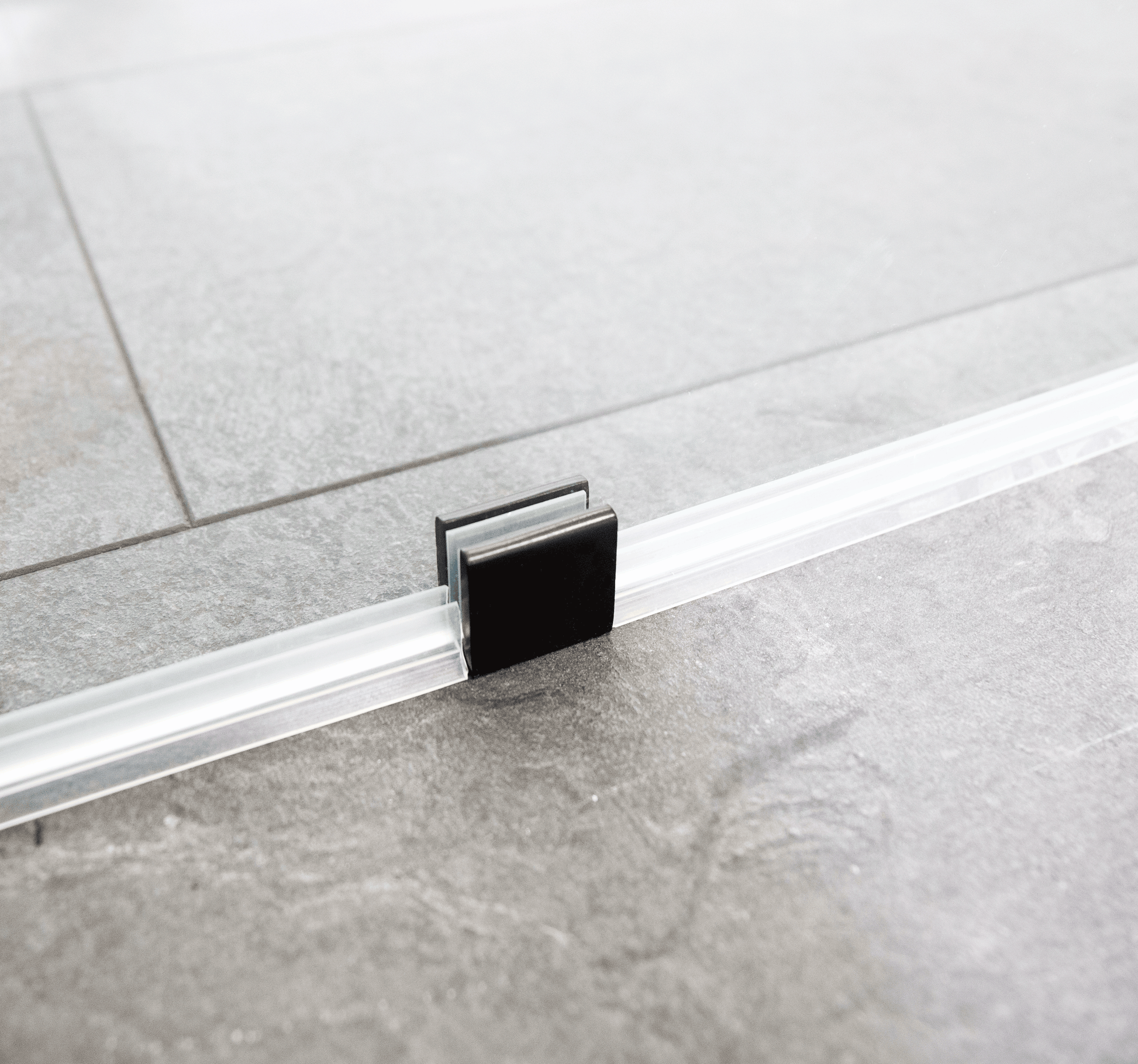 Sanoflex FREEDOM I BLACK - Duschtrennwand Sanoflex